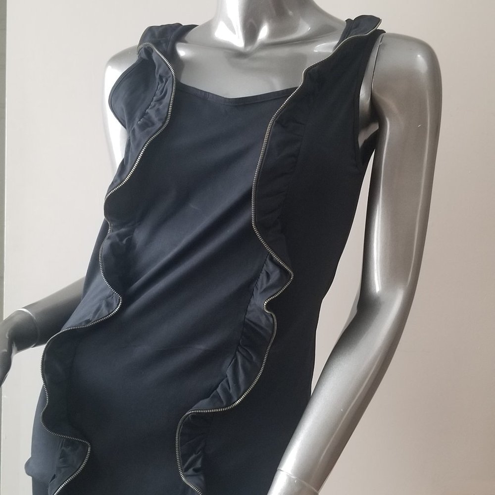 Black Top With Zipper Ruffle